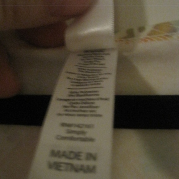 Lularoe Classic T - Pastel Geometric - Picture 4 of 4